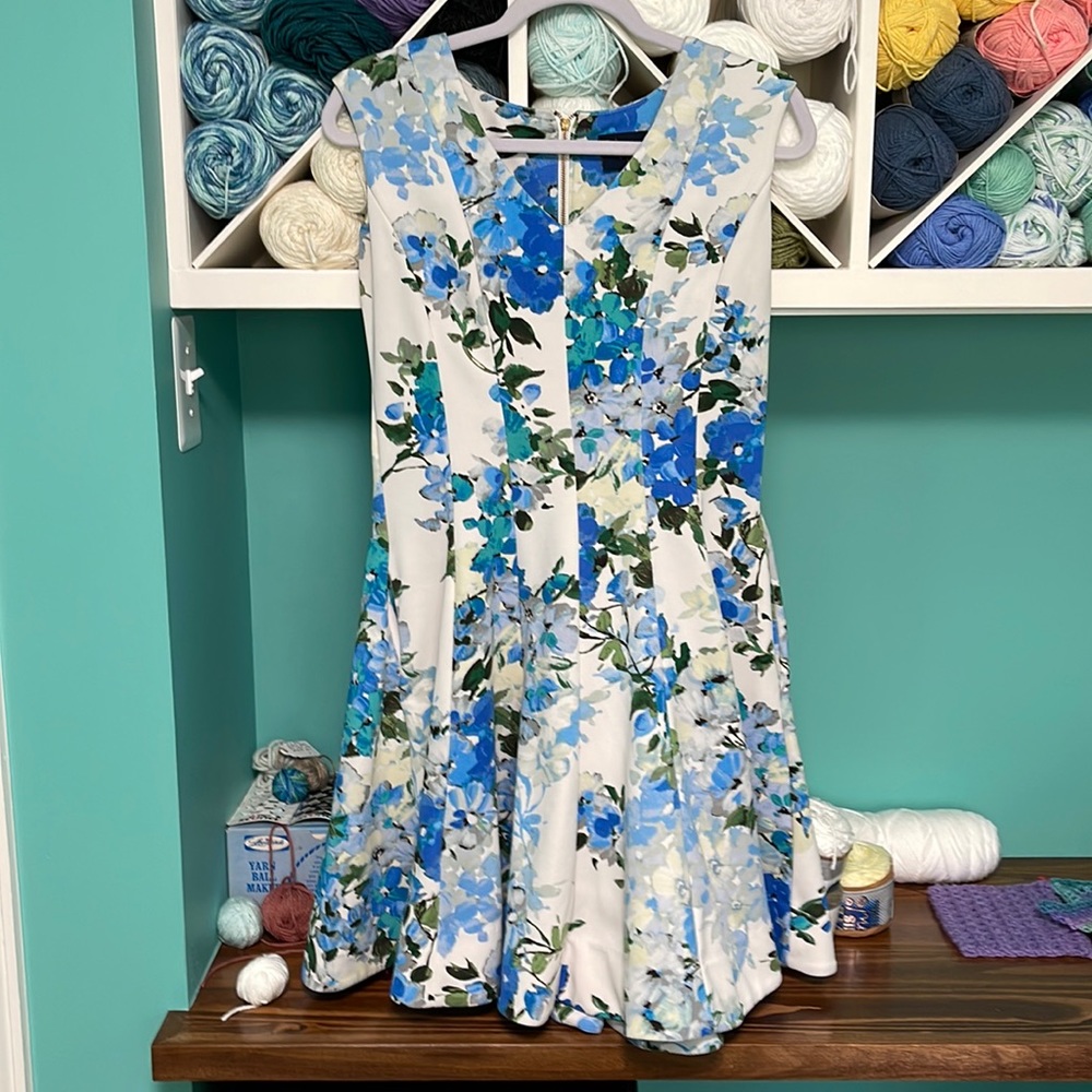 Just Taylor Scuba Style Blue Floral with Pockets